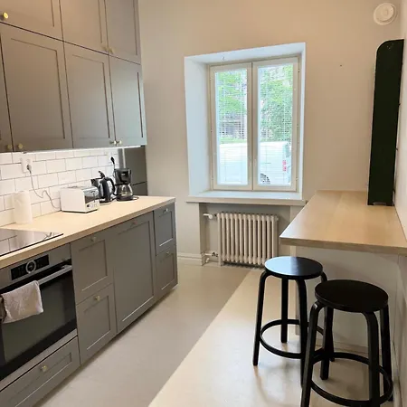 Hhh Beauty In Great Calm Location In The Center Of Apartment