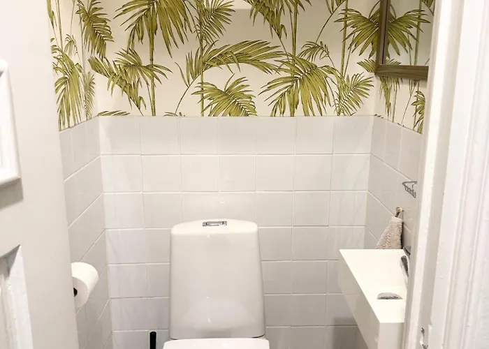 Hhh Beauty In Great Calm Location In The Center Of * Helsinki